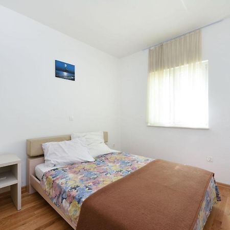 Apartments Bibinje By The Beach Bagian luar foto
