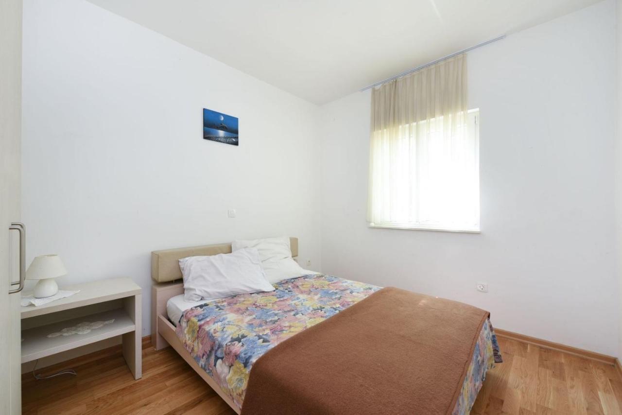 Apartments Bibinje By The Beach Bagian luar foto