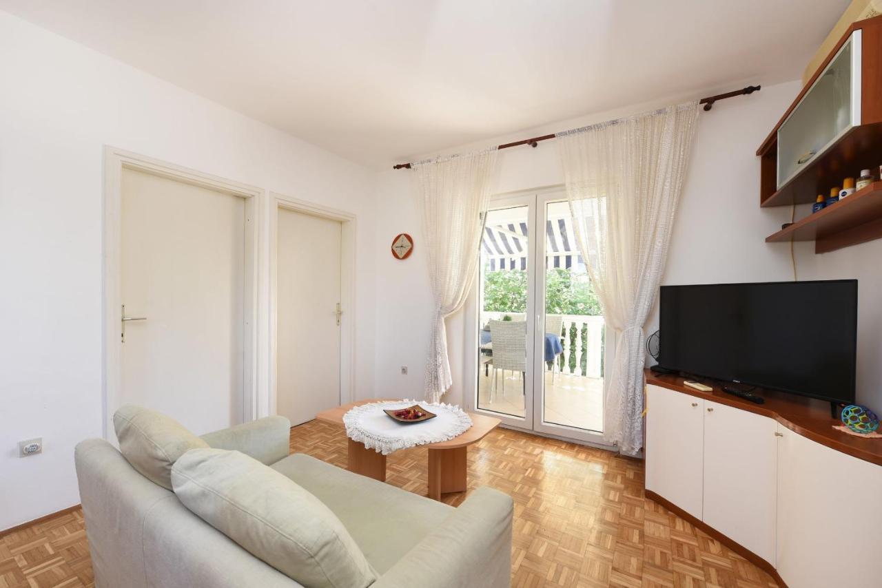 Apartments Bibinje By The Beach Bagian luar foto